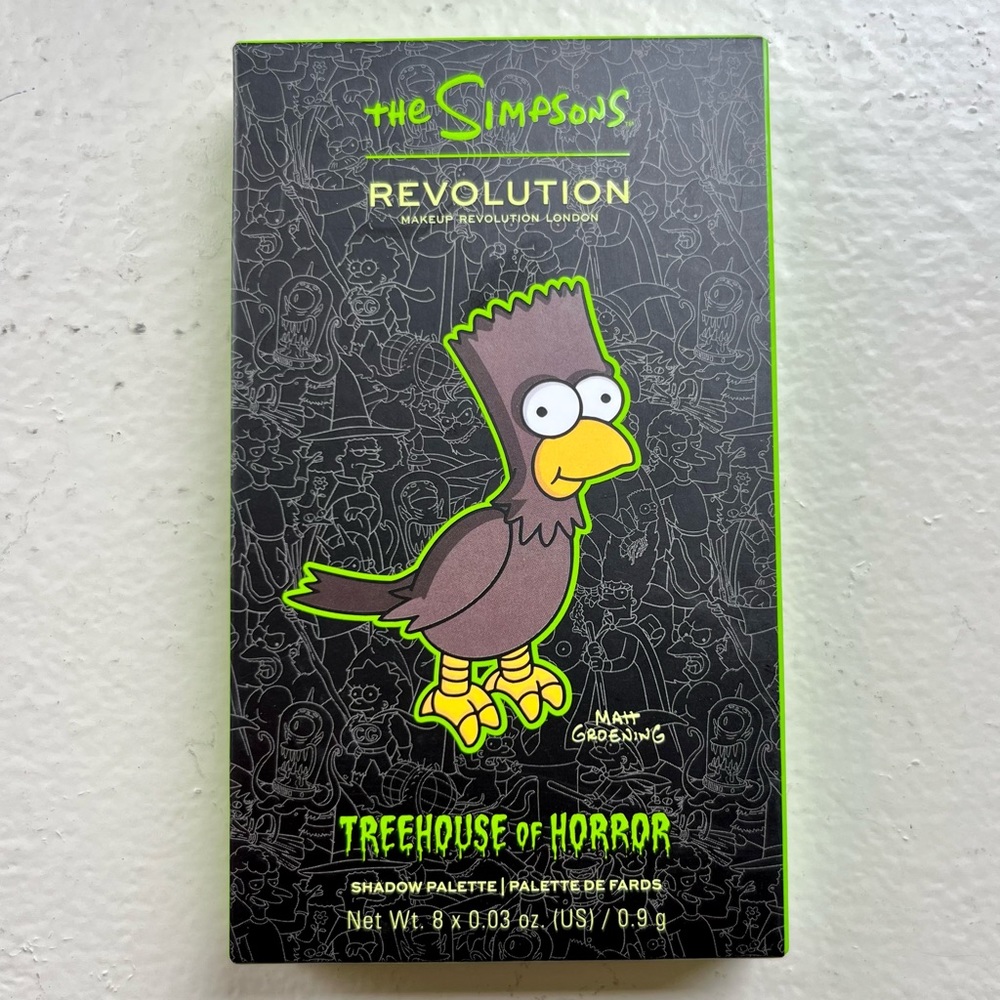 SOLD 🚫 REVOLUTION The Simpsons Treehouse of Horror Mini Shadow Palette